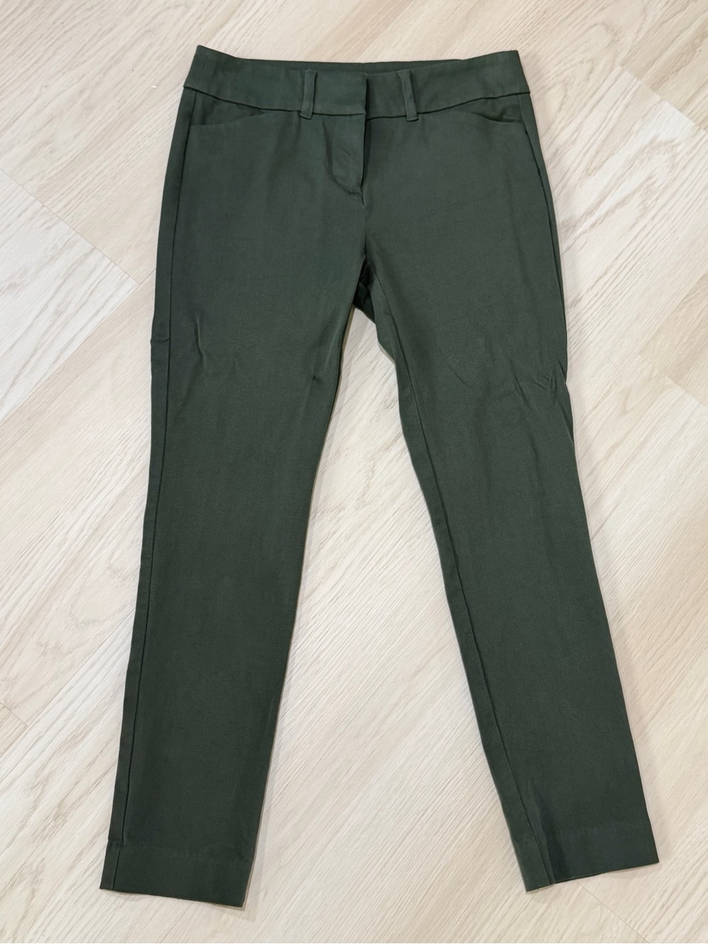 LOFT Olive Green Skinny Pants - Picture 2 of 4